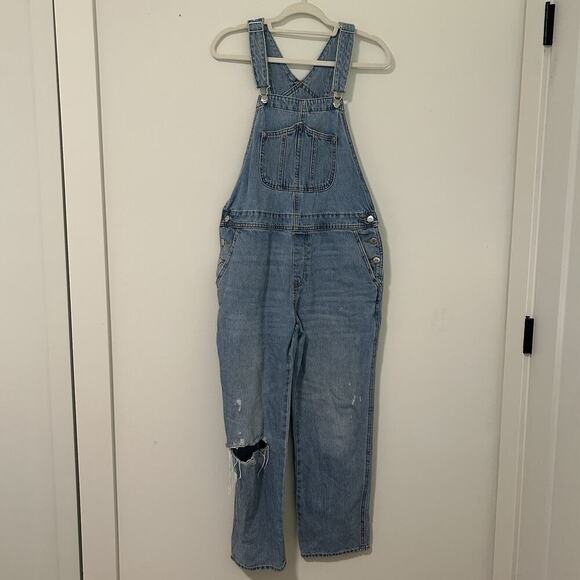 Old Navy Overalls Womens 10 Medium Wash Denim Cotton Blue Distressed Straight - Picture 1 of 10